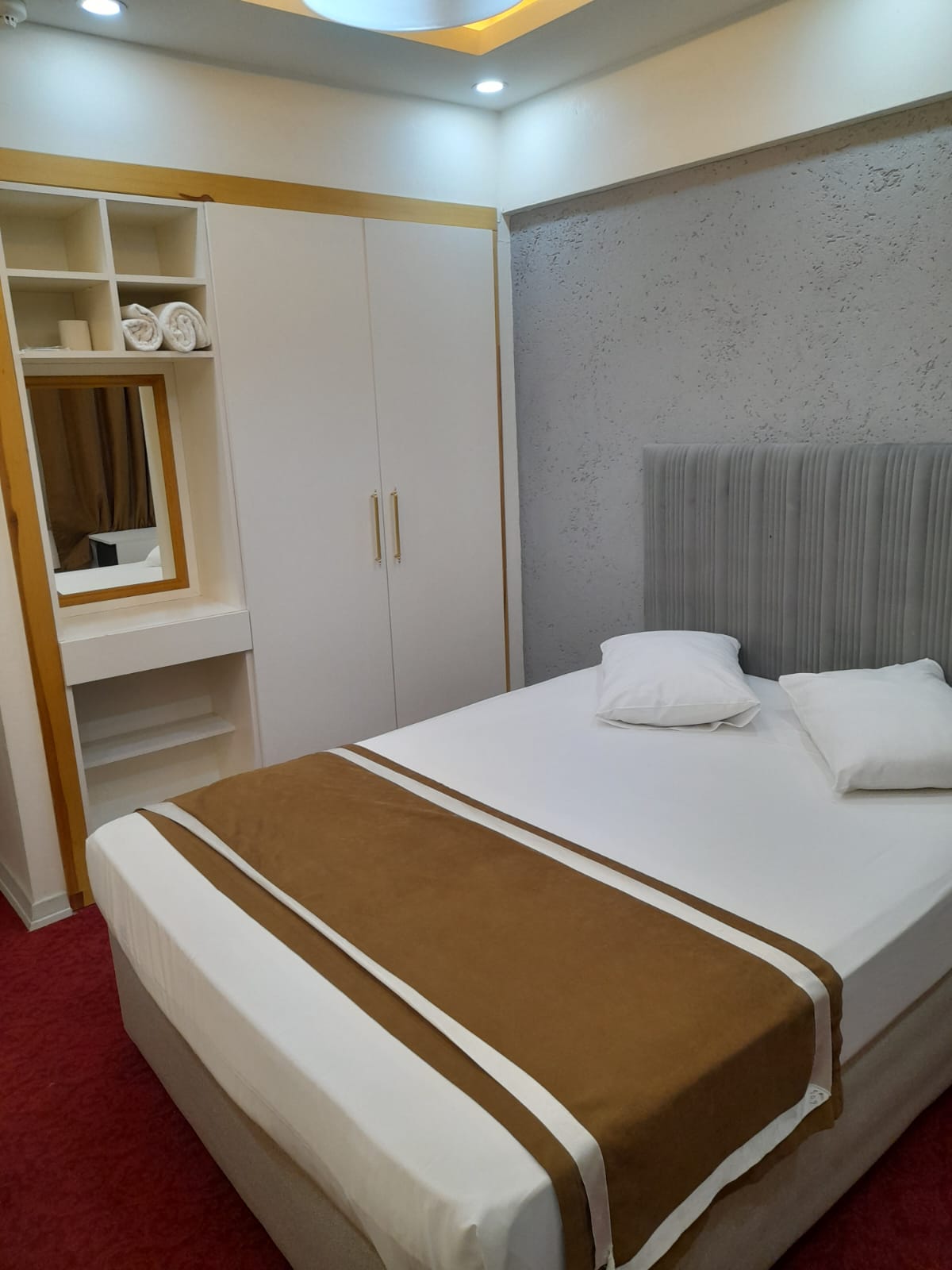 Otel 1